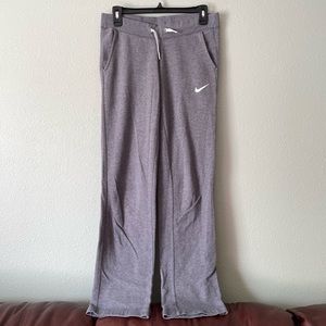 Straight Leg Nike Sweatpants